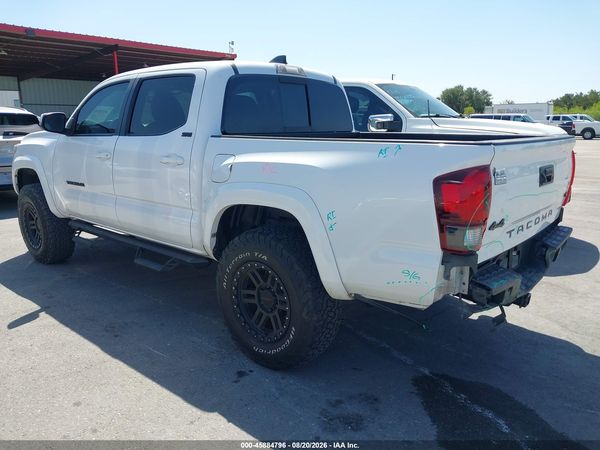 2022 TOYOTA TACOMA SR5 V6