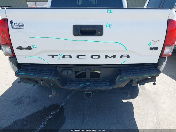 2022 TOYOTA TACOMA SR5 V6