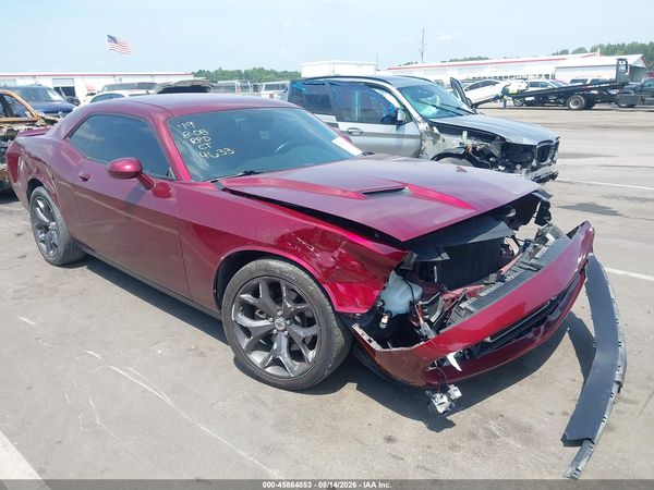 2019 DODGE CHALLENGER SXT