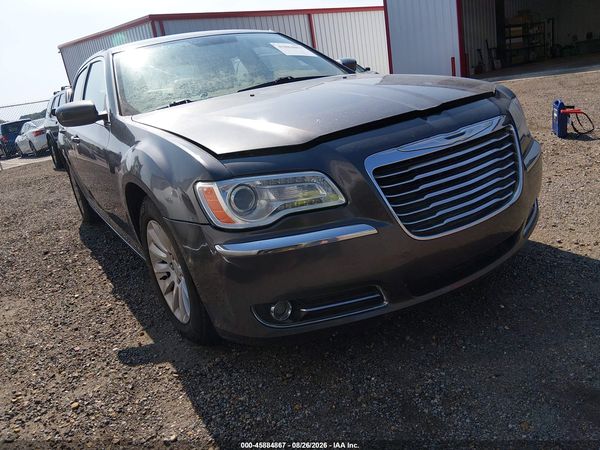 2013 CHRYSLER 300 MOTOWN