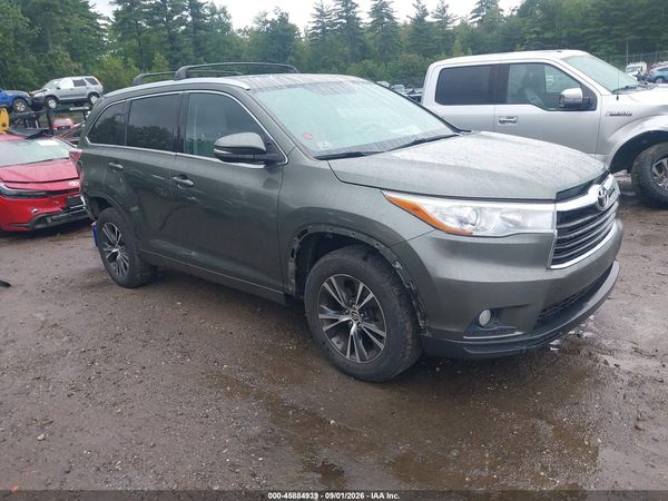 2016 TOYOTA HIGHLANDER XLE V6 — I1
