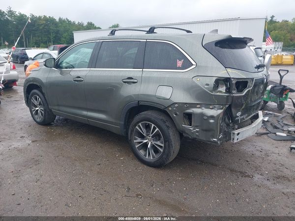 2016 TOYOTA HIGHLANDER XLE V6 — I3