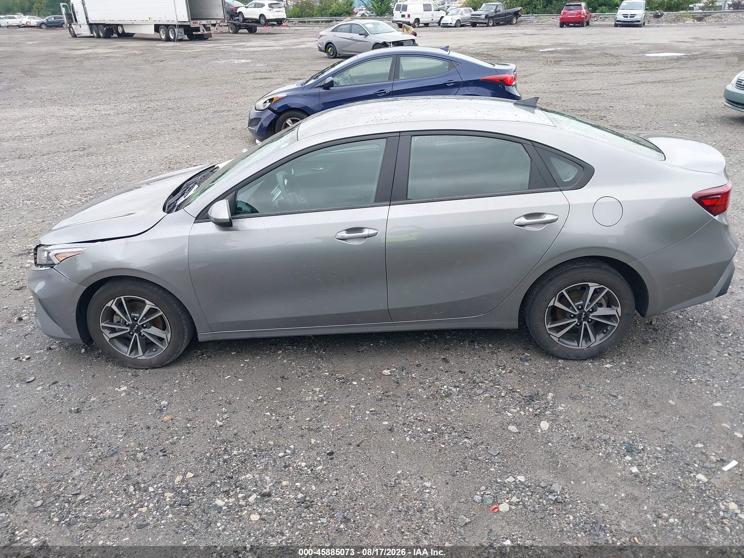 2024 KIA FORTE LXS