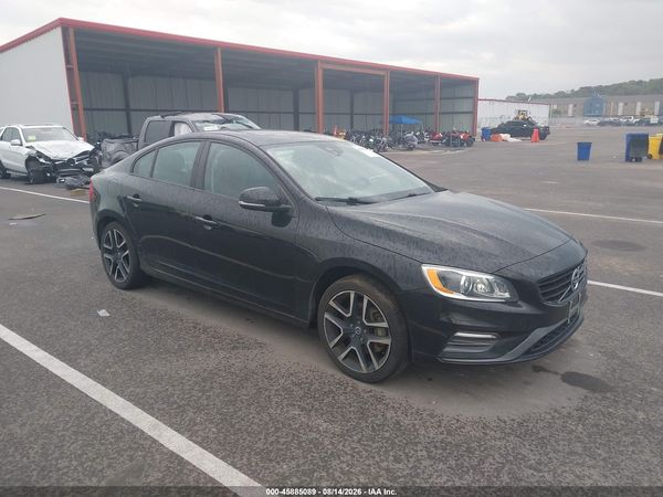 2017 VOLVO S60 T5 DYNAMIC