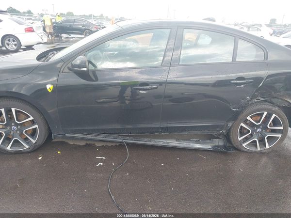 2017 VOLVO S60 T5 DYNAMIC