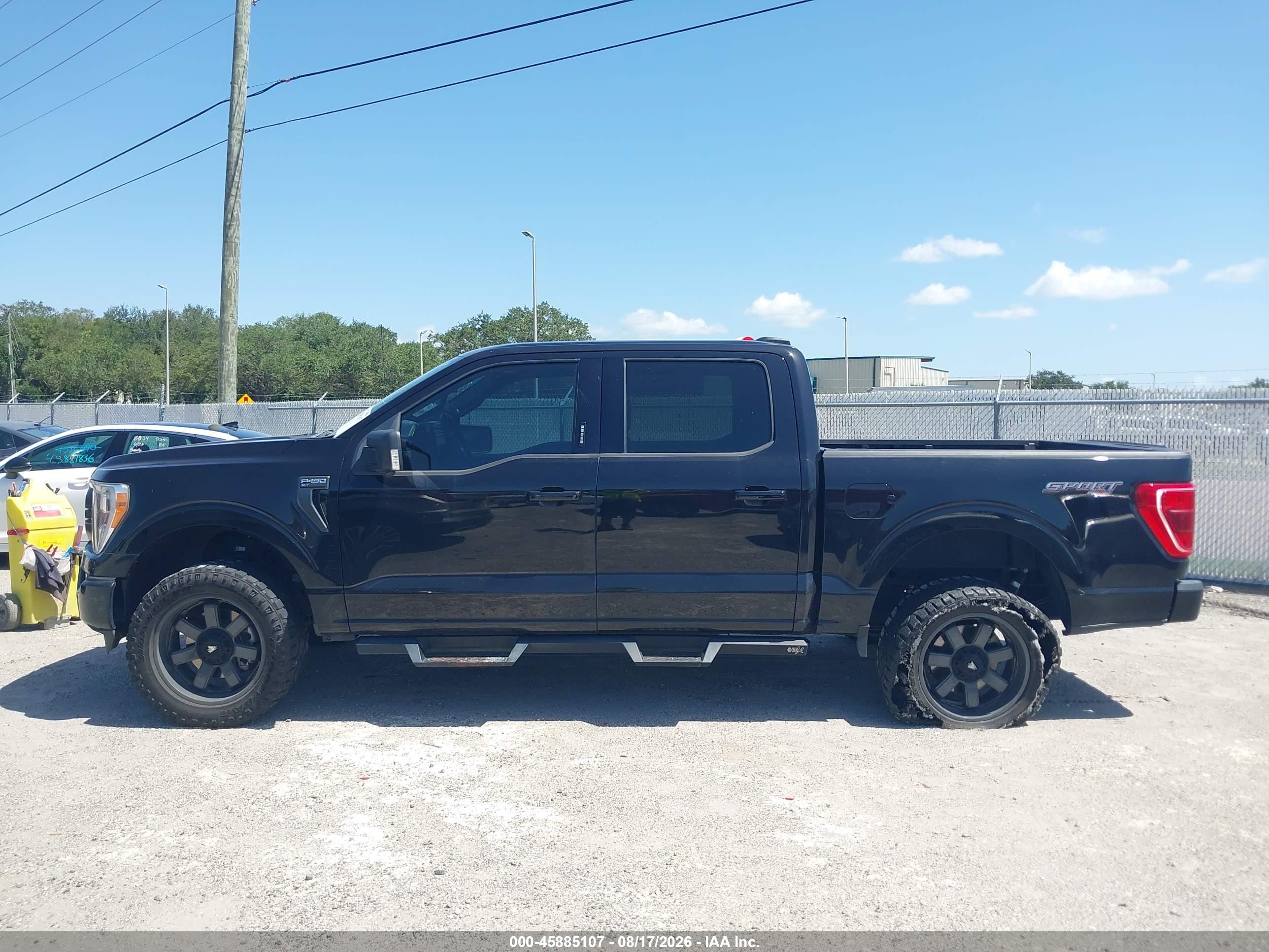 2022 FORD F-150 XLT