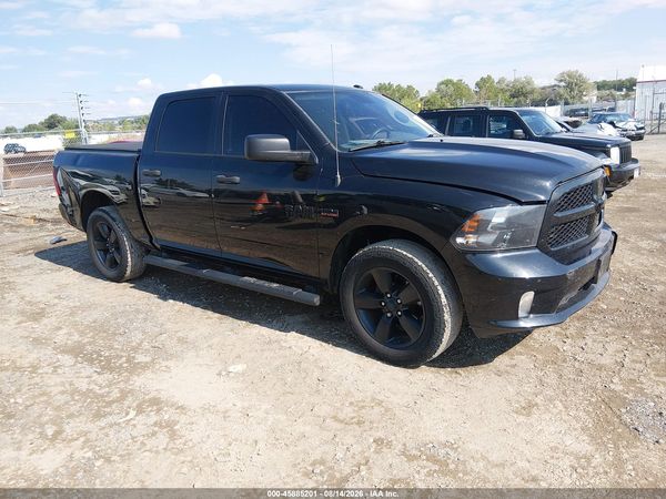 2017 RAM 1500 EXPRESS  4X4 5'7 BOX