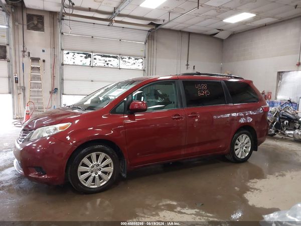 2017 TOYOTA SIENNA LE 7 PASSENGER — I117