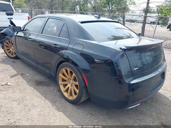2015 CHRYSLER 300 LIMITED — I3