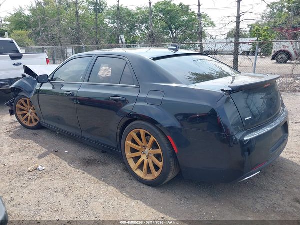 2015 CHRYSLER 300 LIMITED — I117