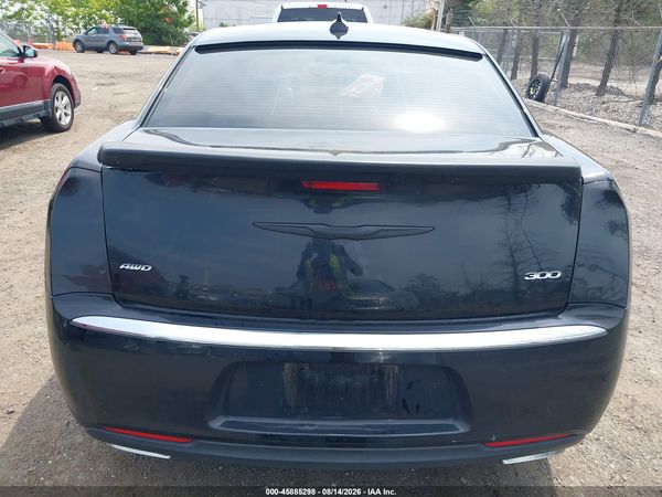 2015 CHRYSLER 300 LIMITED — I119