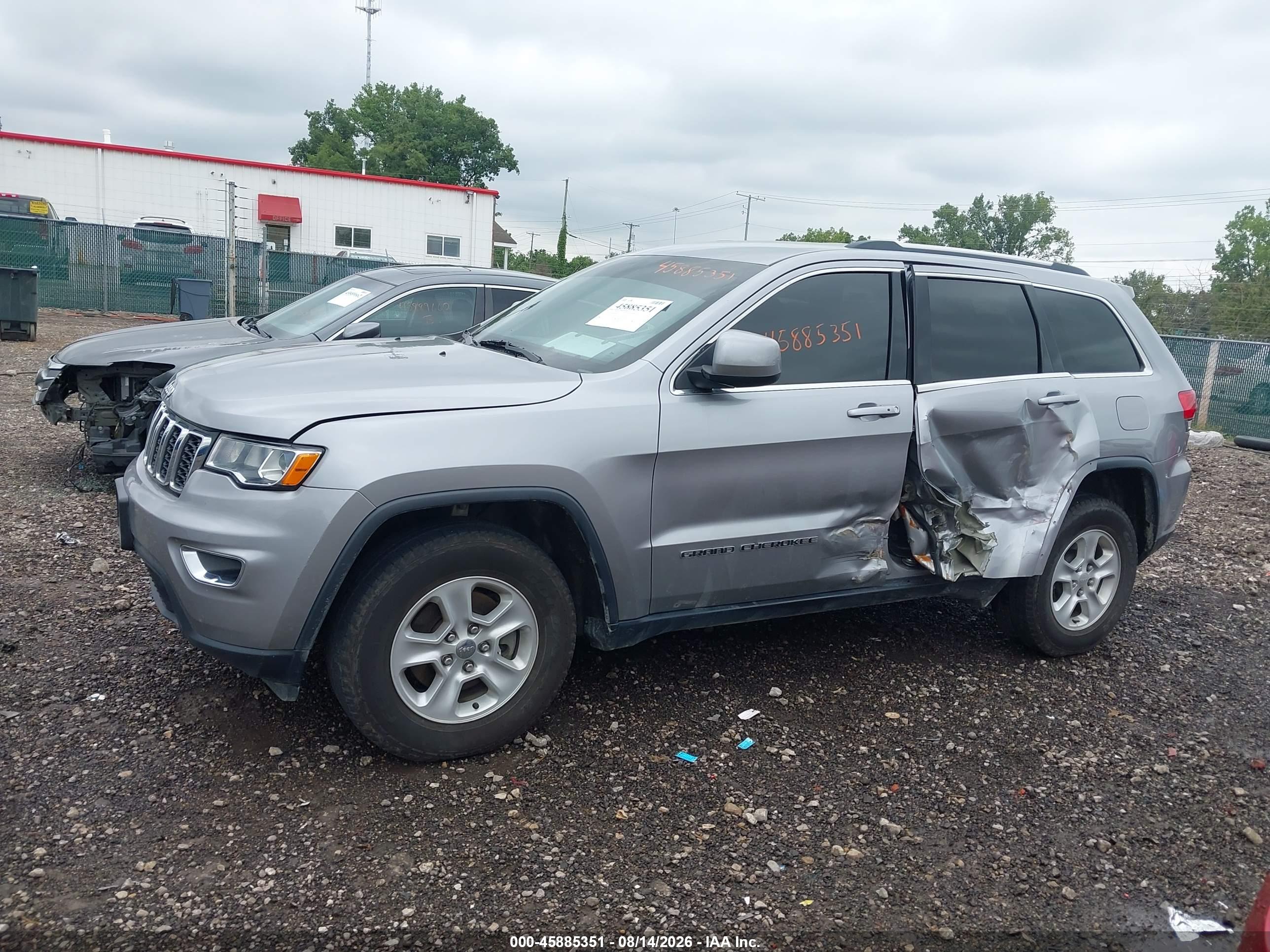2017 JEEP GRAND CHEROKEE LAREDO