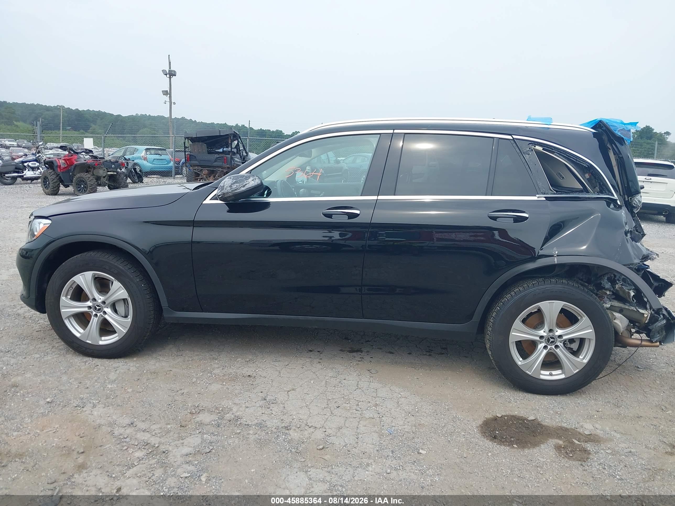 2018 MERCEDES-BENZ GLC 300 4MATIC