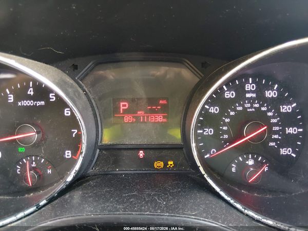 2016 KIA SEDONA LX