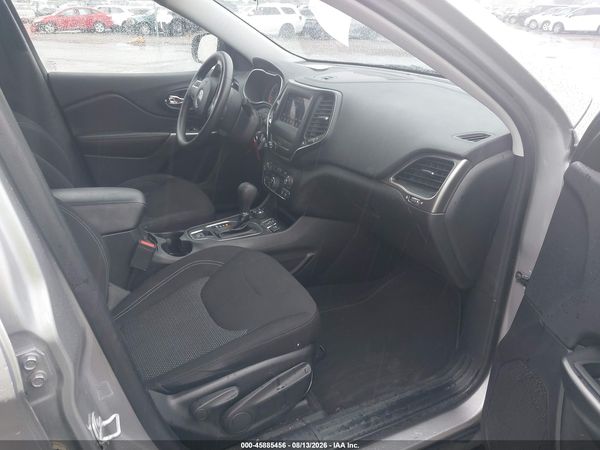 2019 JEEP CHEROKEE LATITUDE 4X4