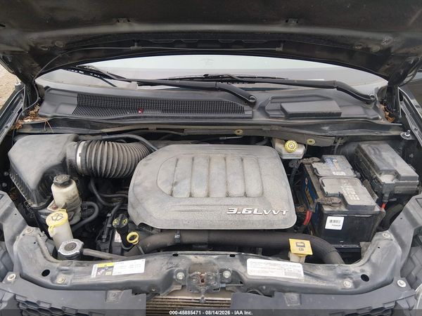 2015 DODGE GRAND CARAVAN R/T — I10