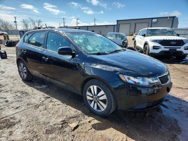 2013 KIA FORTE5