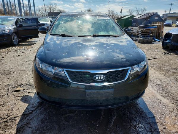 2013 KIA FORTE5