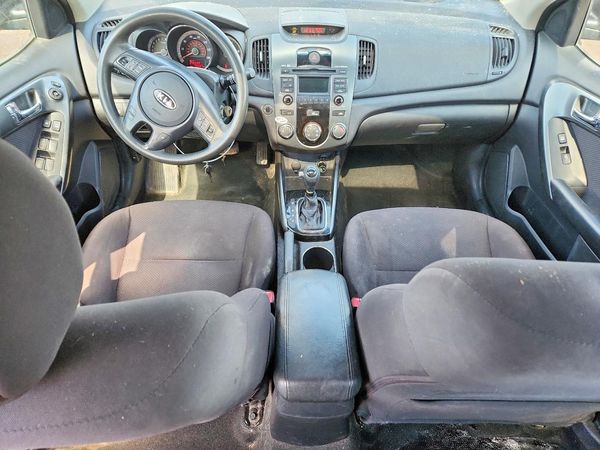 2013 KIA FORTE5