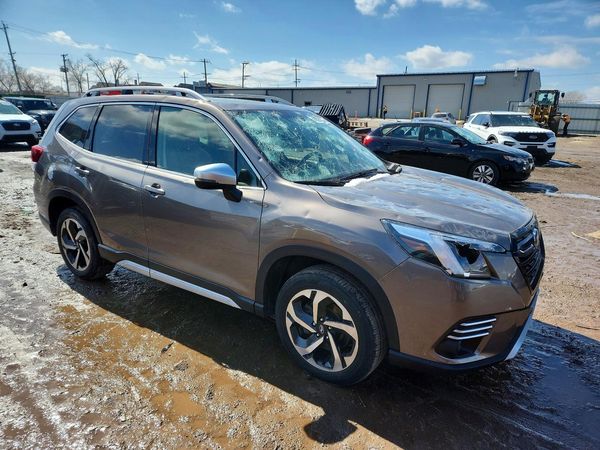 2023 SUBARU FORESTER