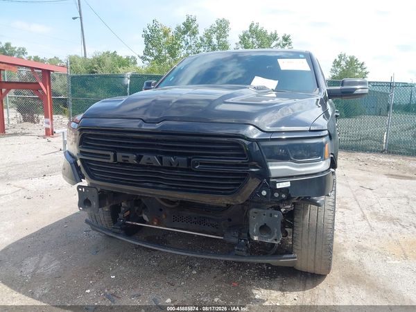 2024 RAM 1500 LARAMIE  4X4 5'7 BOX