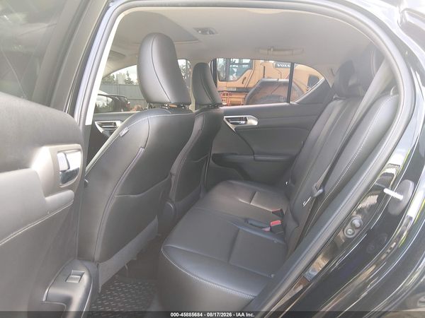 2016 LEXUS CT 200H