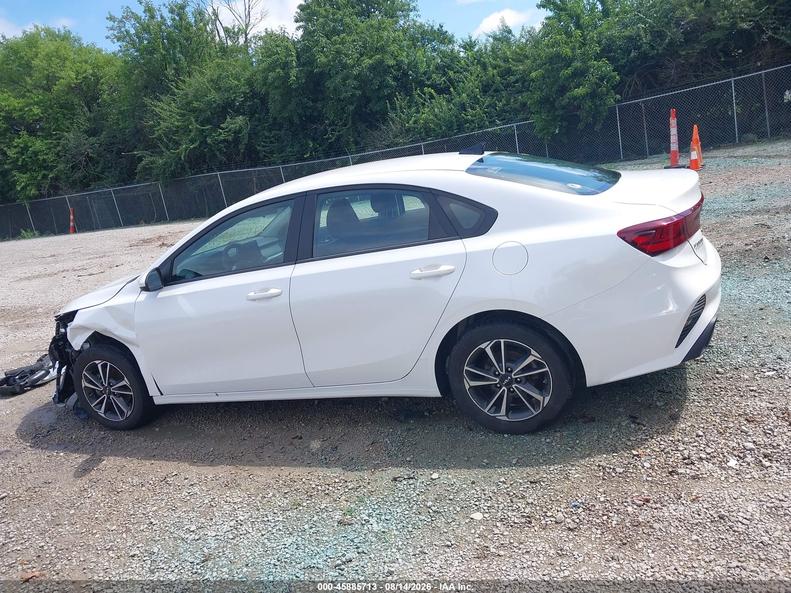 2023 KIA FORTE LXS