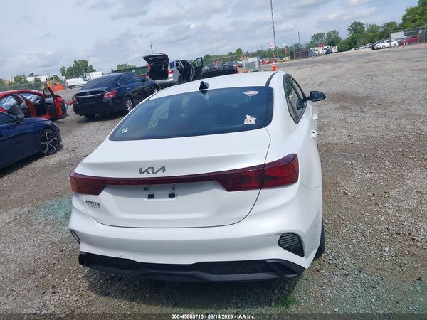 2023 KIA FORTE LXS