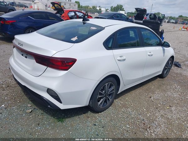 2023 KIA FORTE LXS