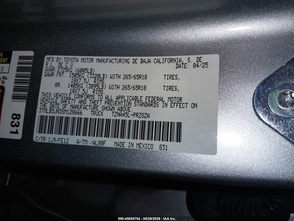 2025 TOYOTA TACOMA TRD SPORT — I9