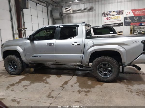 2025 TOYOTA TACOMA TRD SPORT — I117