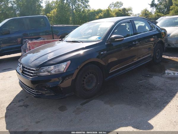 2017 VOLKSWAGEN PASSAT — I2