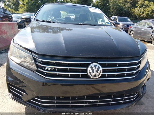 2017 VOLKSWAGEN PASSAT 1.8T R-LINE — I115