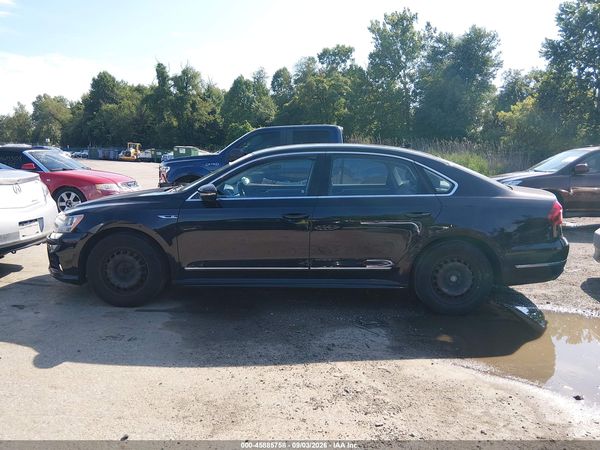 2017 VOLKSWAGEN PASSAT 1.8T R-LINE — I117