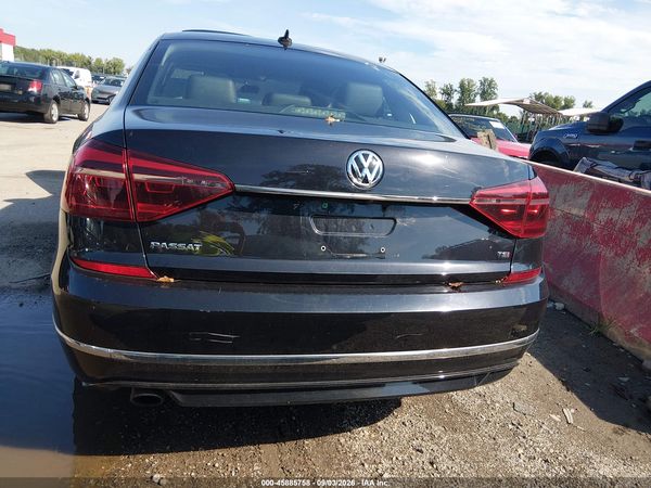 2017 VOLKSWAGEN PASSAT 1.8T R-LINE — I119