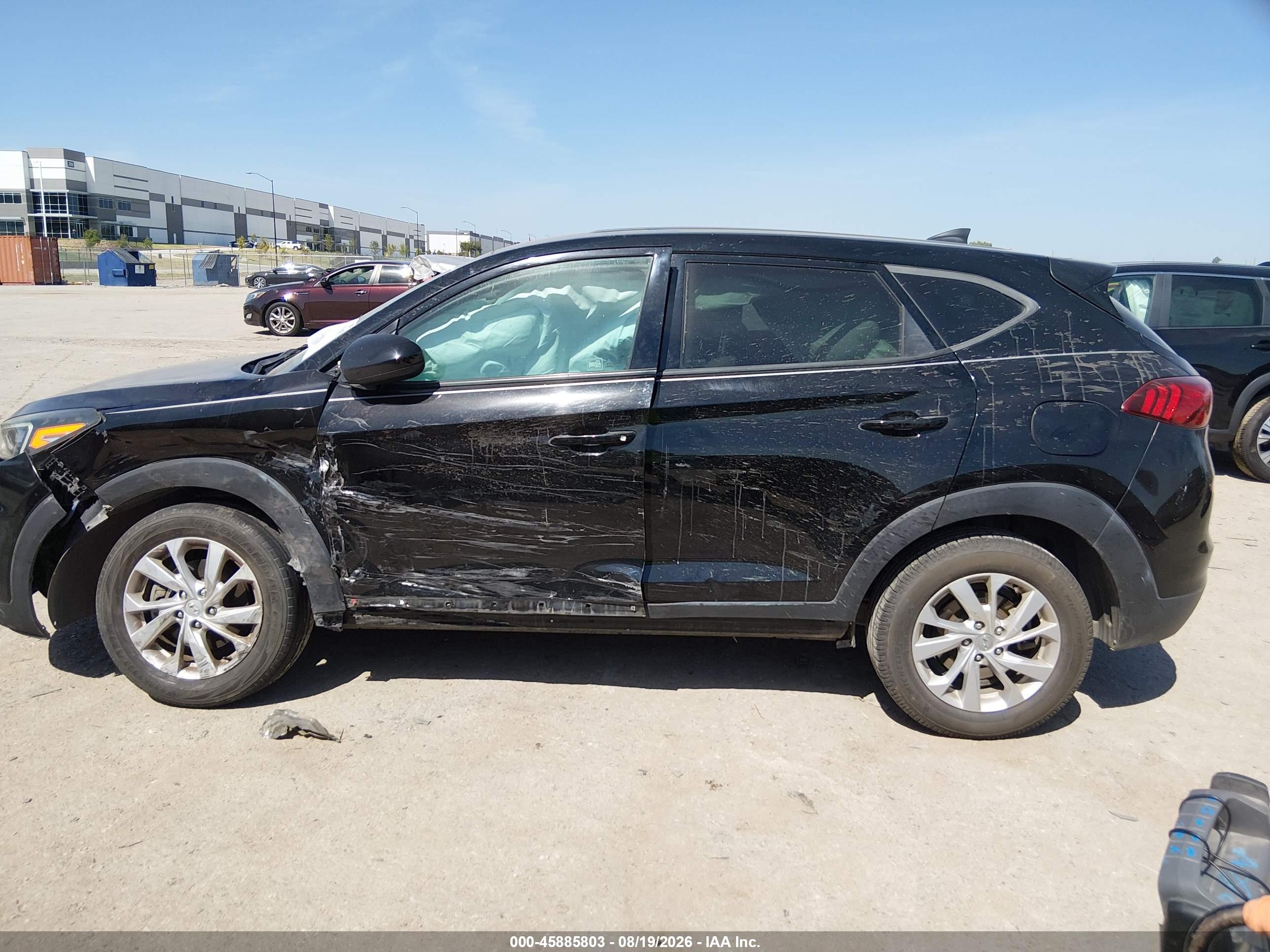 2019 HYUNDAI TUCSON SE