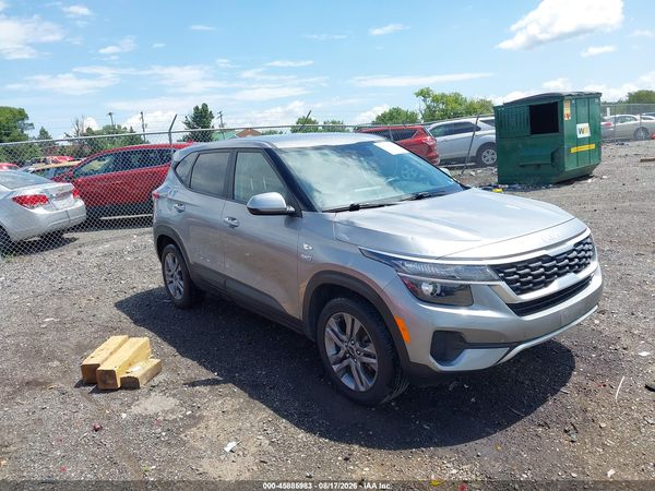 2023 KIA SELTOS LX