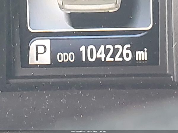2018 TOYOTA SIENNA LE 8 PASSENGER — I118