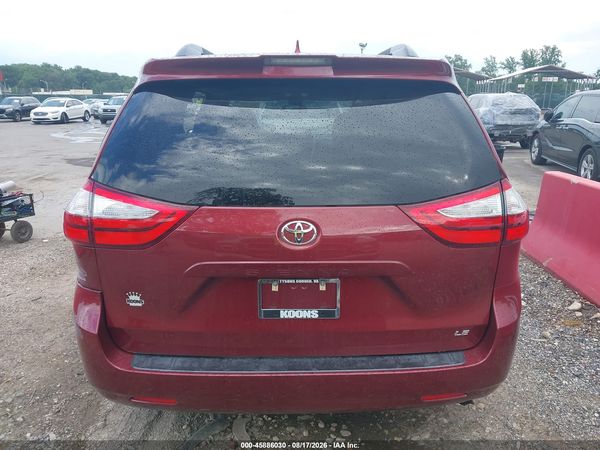 2018 TOYOTA SIENNA LE 8 PASSENGER — I119