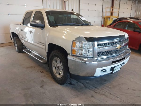 2013 CHEVROLET SILVERADO 1500 LT — I1