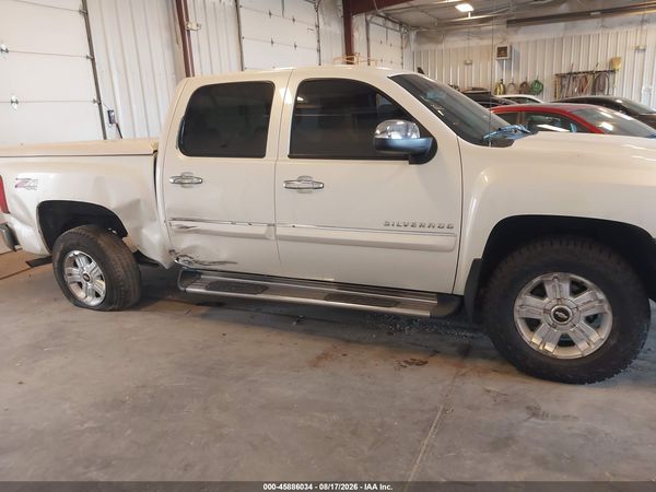 2013 CHEVROLET SILVERADO 1500 LT — I116