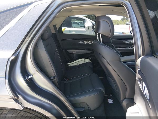 2024 GENESIS GV70 2.5T AWD
