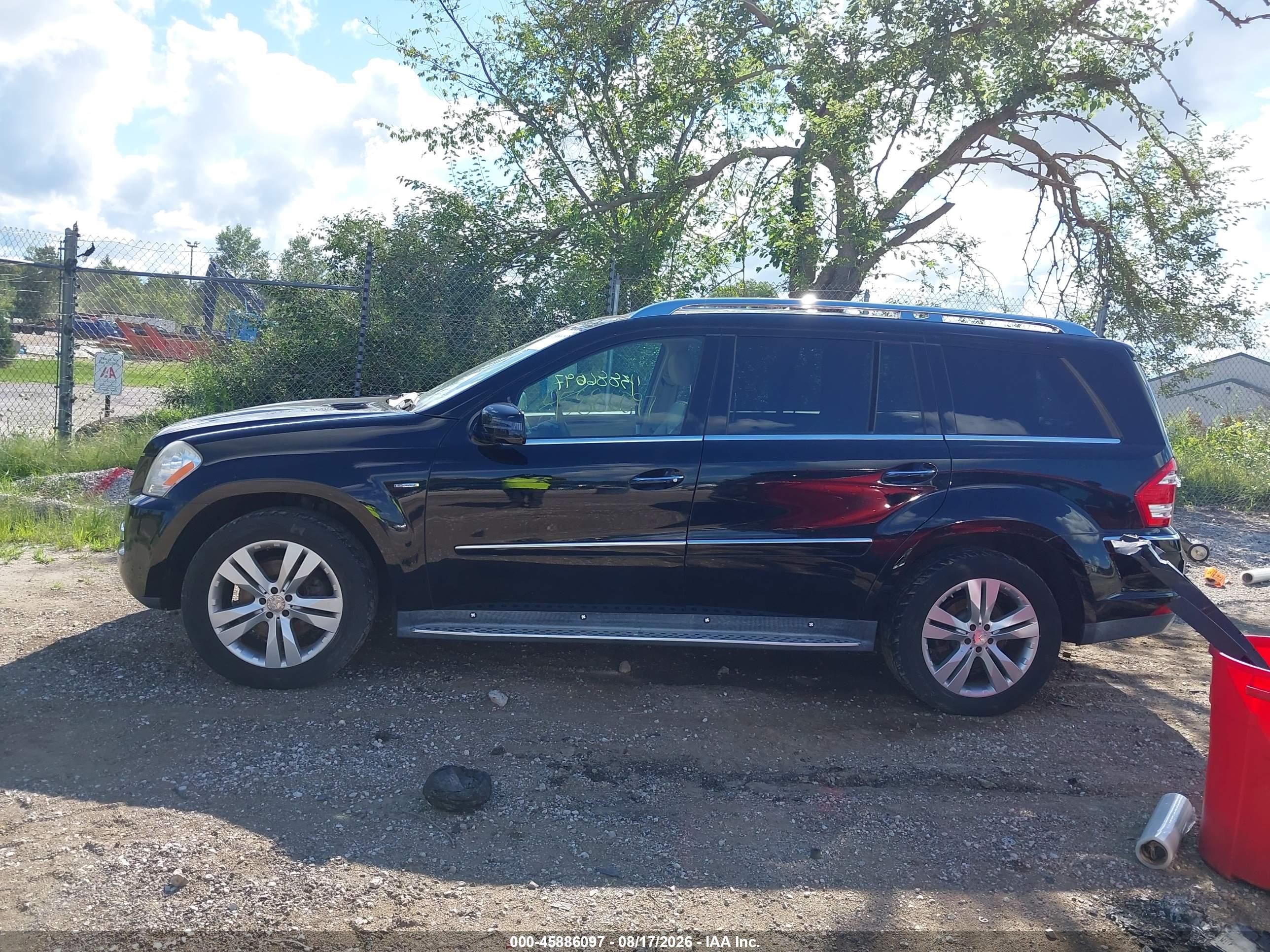 2012 MERCEDES-BENZ GL 350 BLUETEC 4MATIC