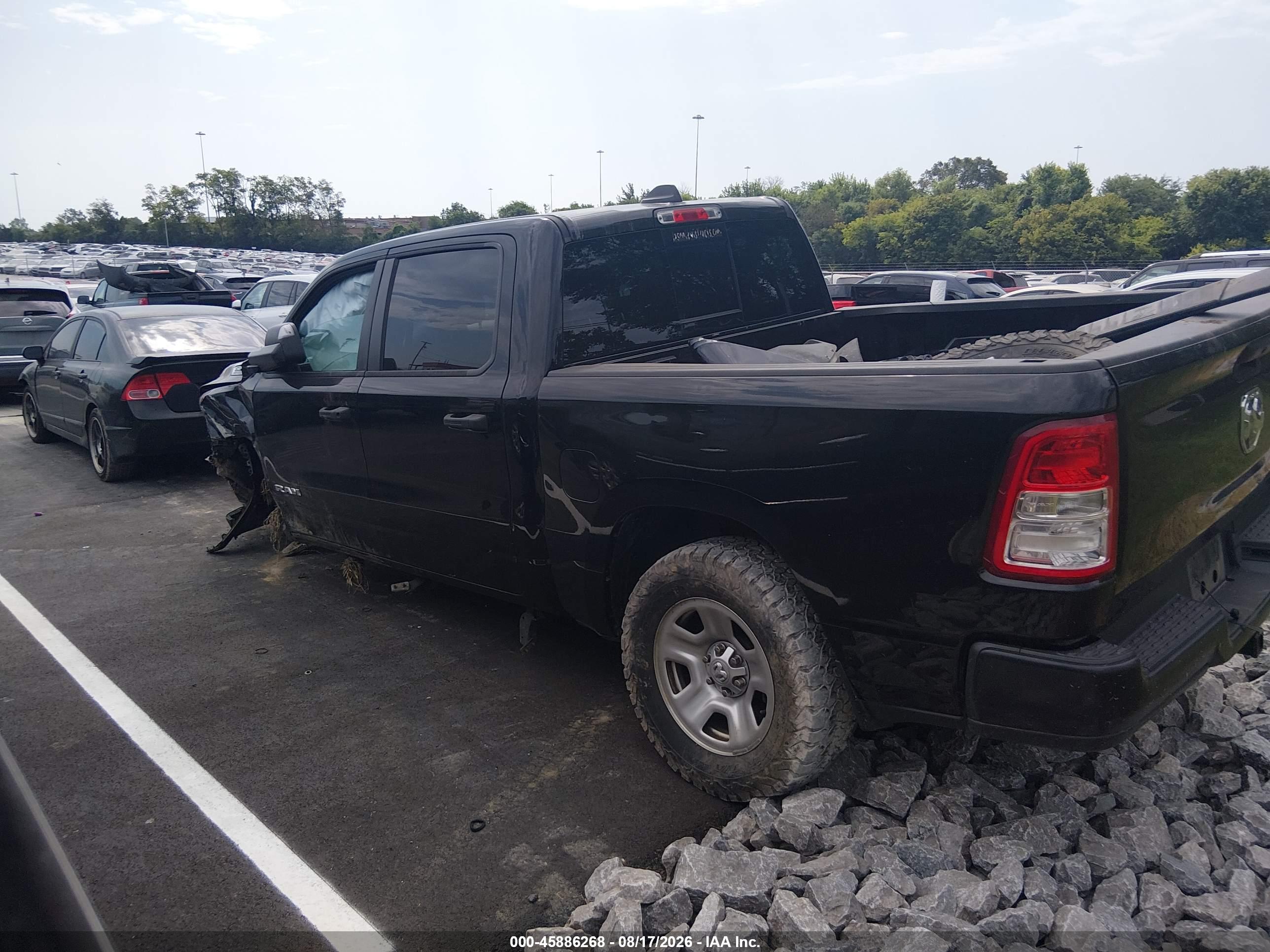 2019 RAM 1500 TRADESMAN  4X4 5'7 BOX