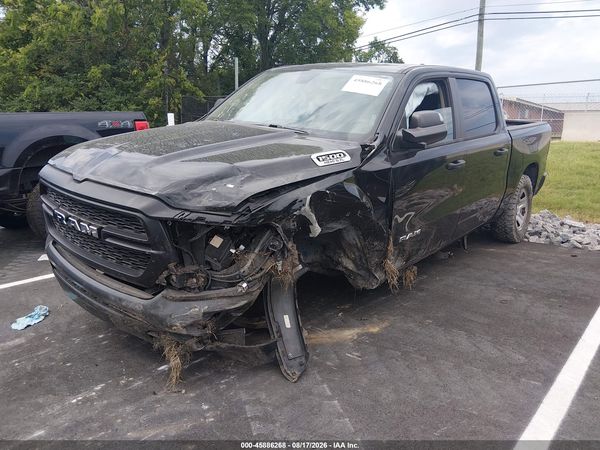 2019 RAM 1500 TRADESMAN  4X4 5'7 BOX