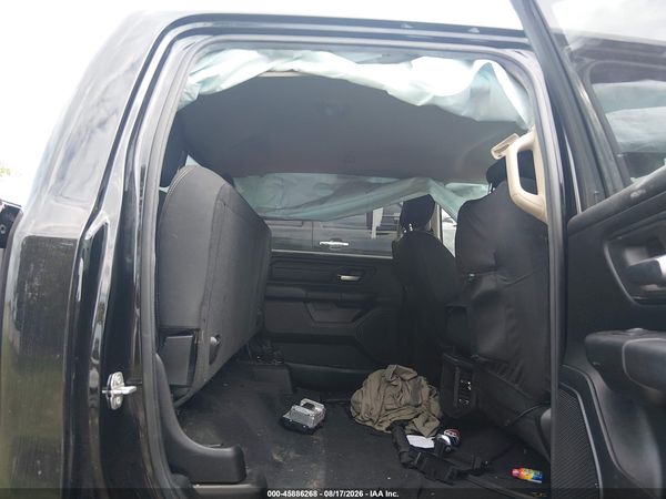 2019 RAM 1500 TRADESMAN  4X4 5'7 BOX