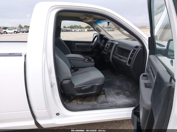 2019 RAM 1500 CLASSIC TRADESMAN  4X2 8' BOX