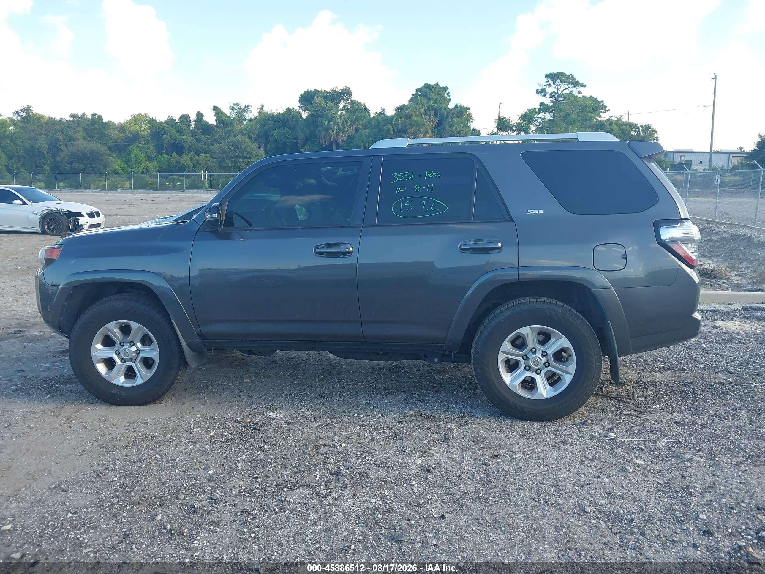 2018 TOYOTA 4RUNNER SR5 PREMIUM