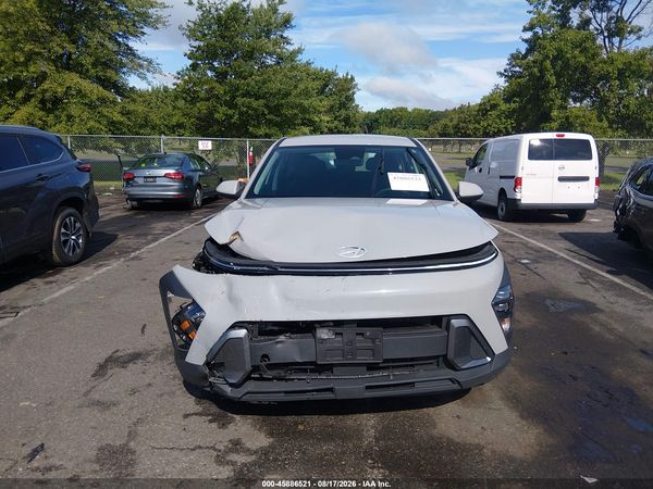 2024 HYUNDAI KONA SE