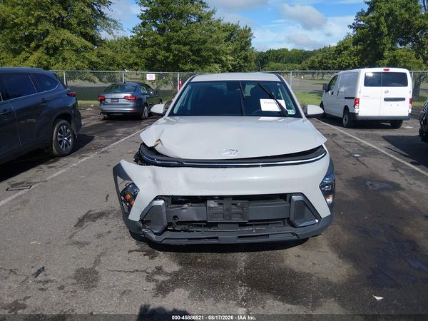 2024 HYUNDAI KONA SE